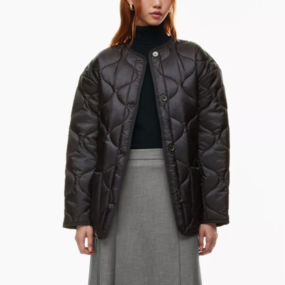 Aritzia Babaton Evergreen Quilted Black Jacket Size Small